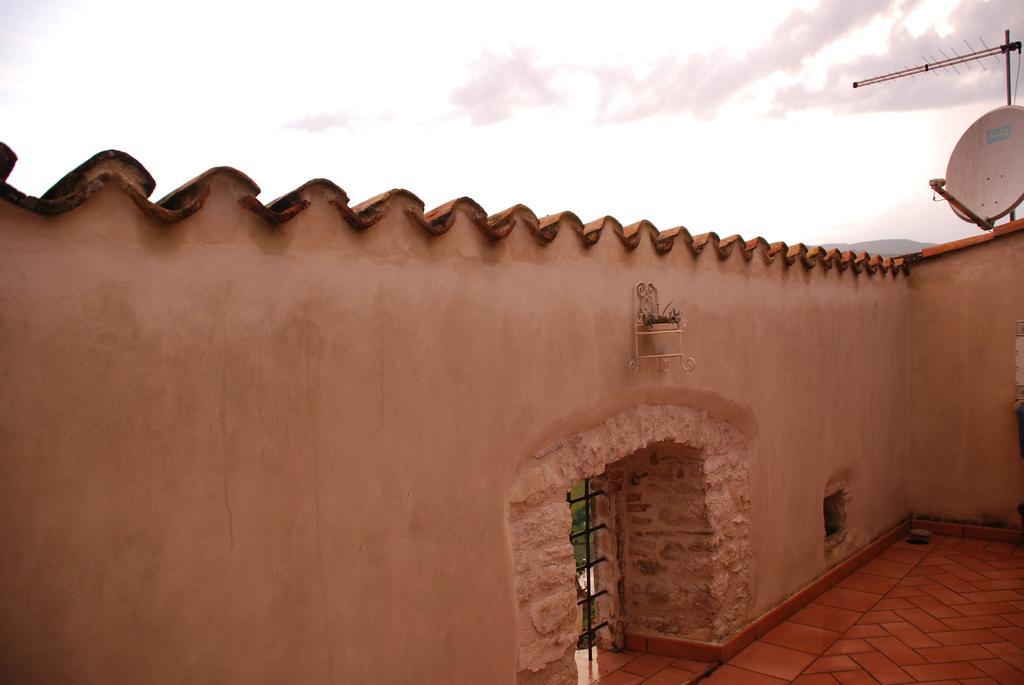 Il Paradiso Nel Borgo Arrone Exterior photo